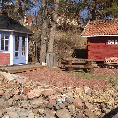 Guesthouse Enigheten Föglö Екстериор снимка