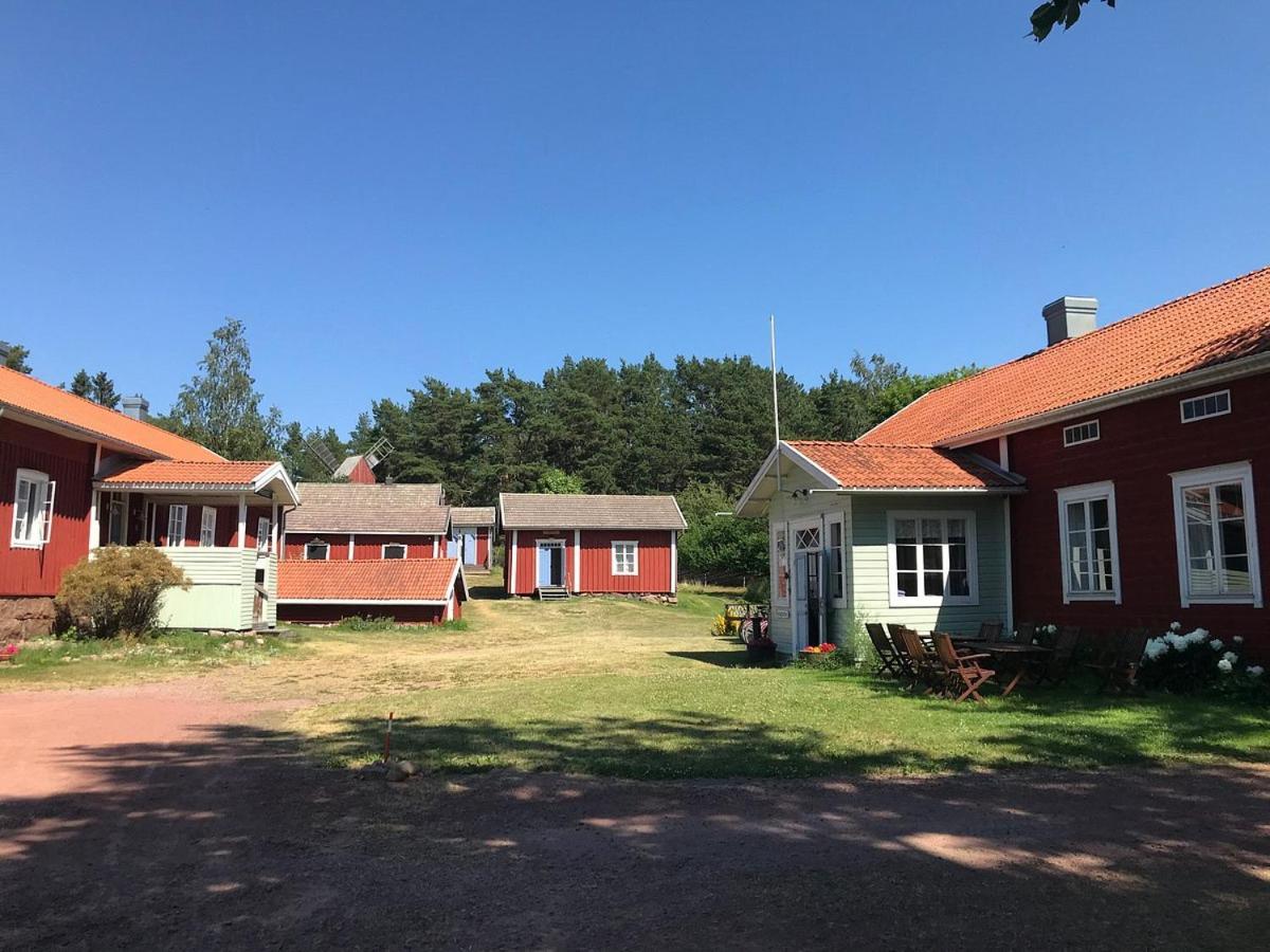 Guesthouse Enigheten Föglö Екстериор снимка
